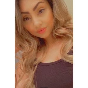 Meet your Posher, Ivette